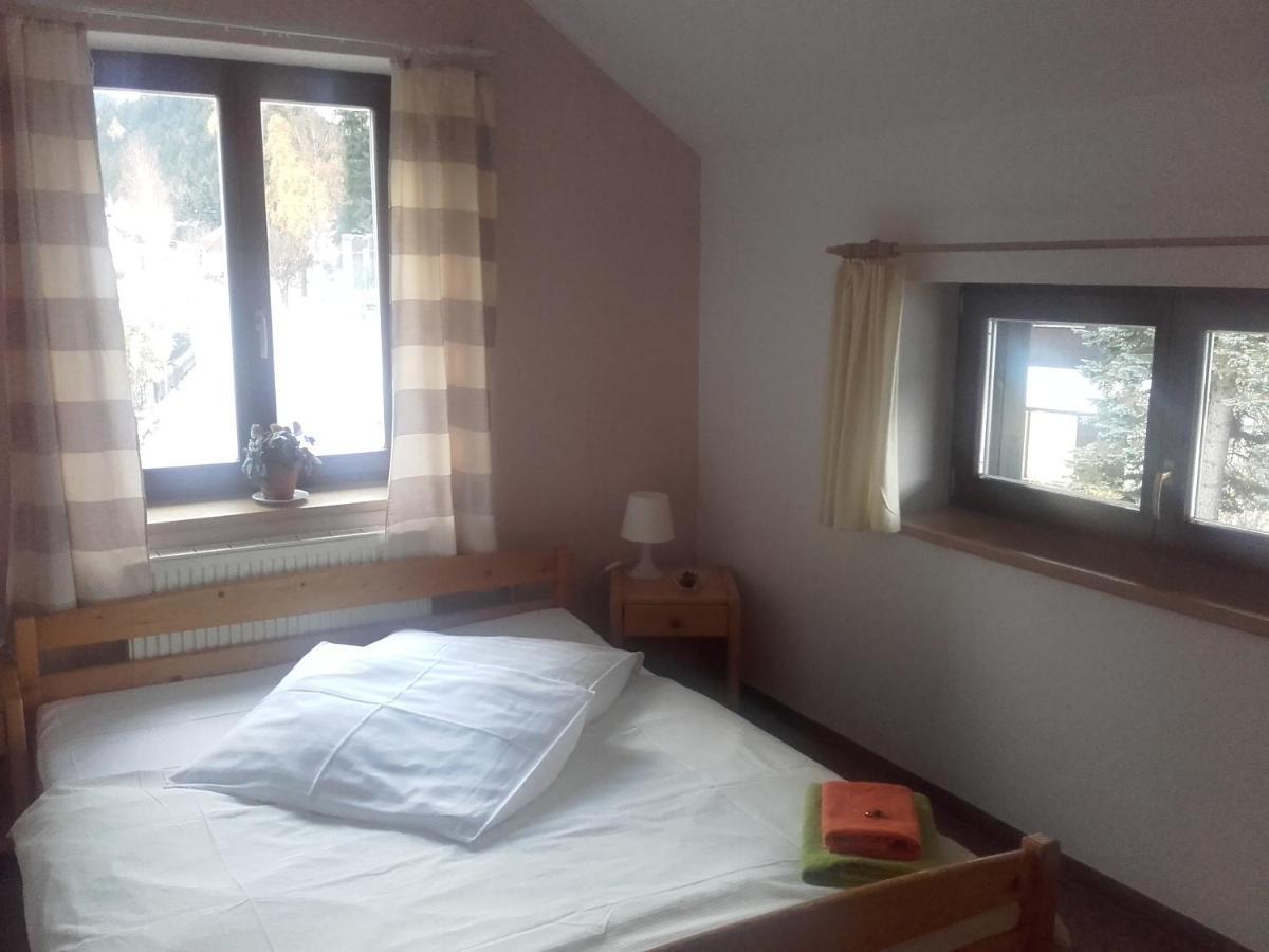 Hotel Anna Harrachov Exteriör bild
