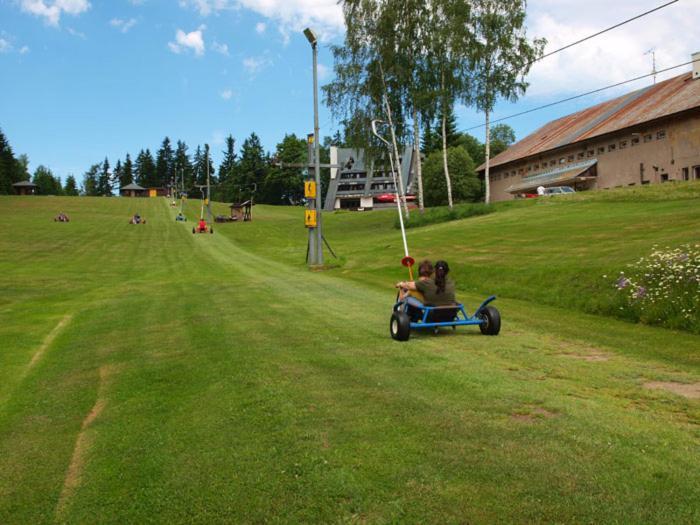 Hotel Anna Harrachov Exteriör bild